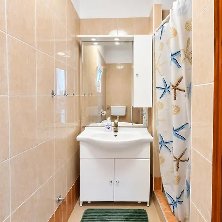 Apartman Olive Garden Vir